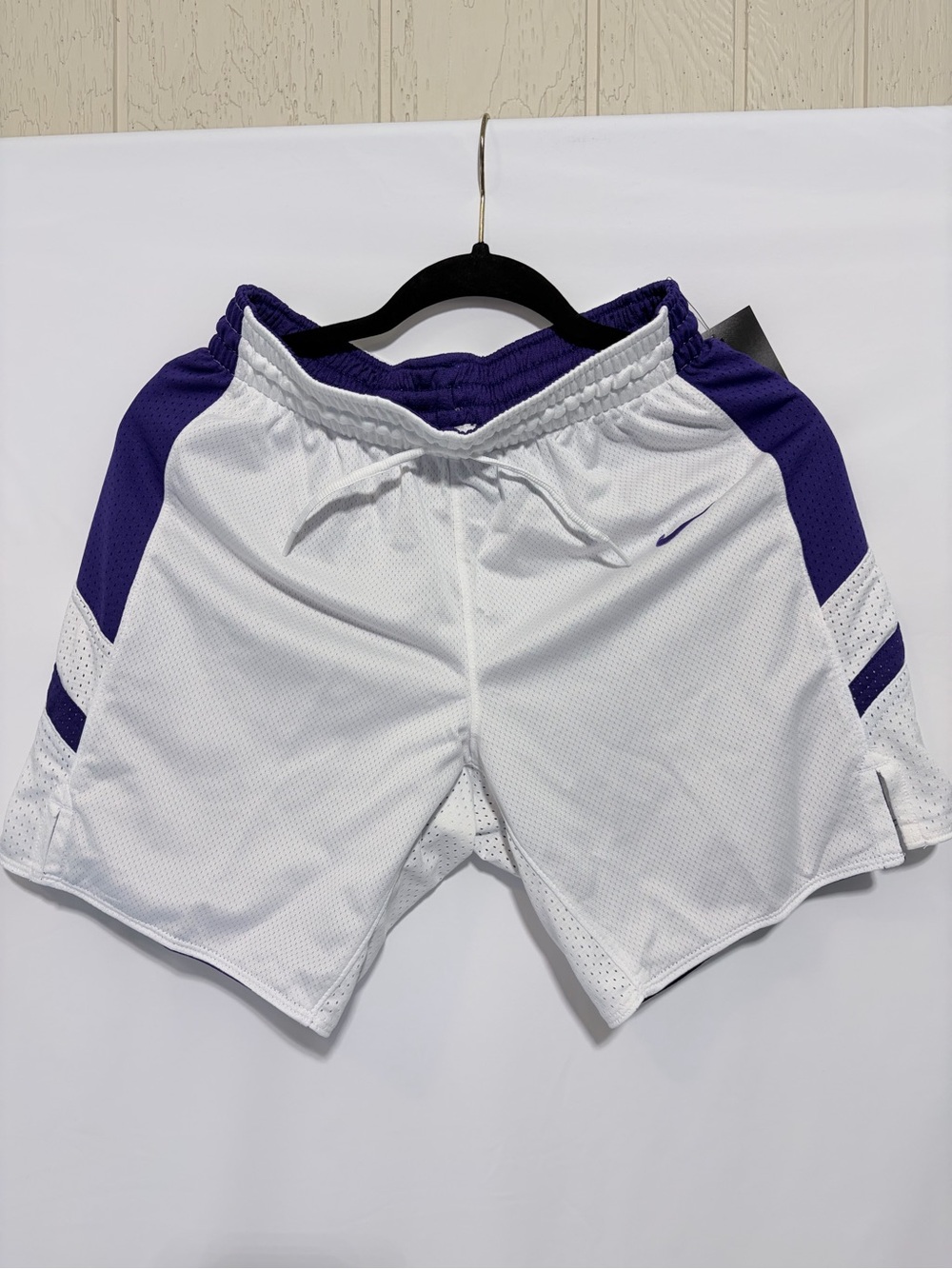 NWT Nike Women's Basketball Shorts Size Small